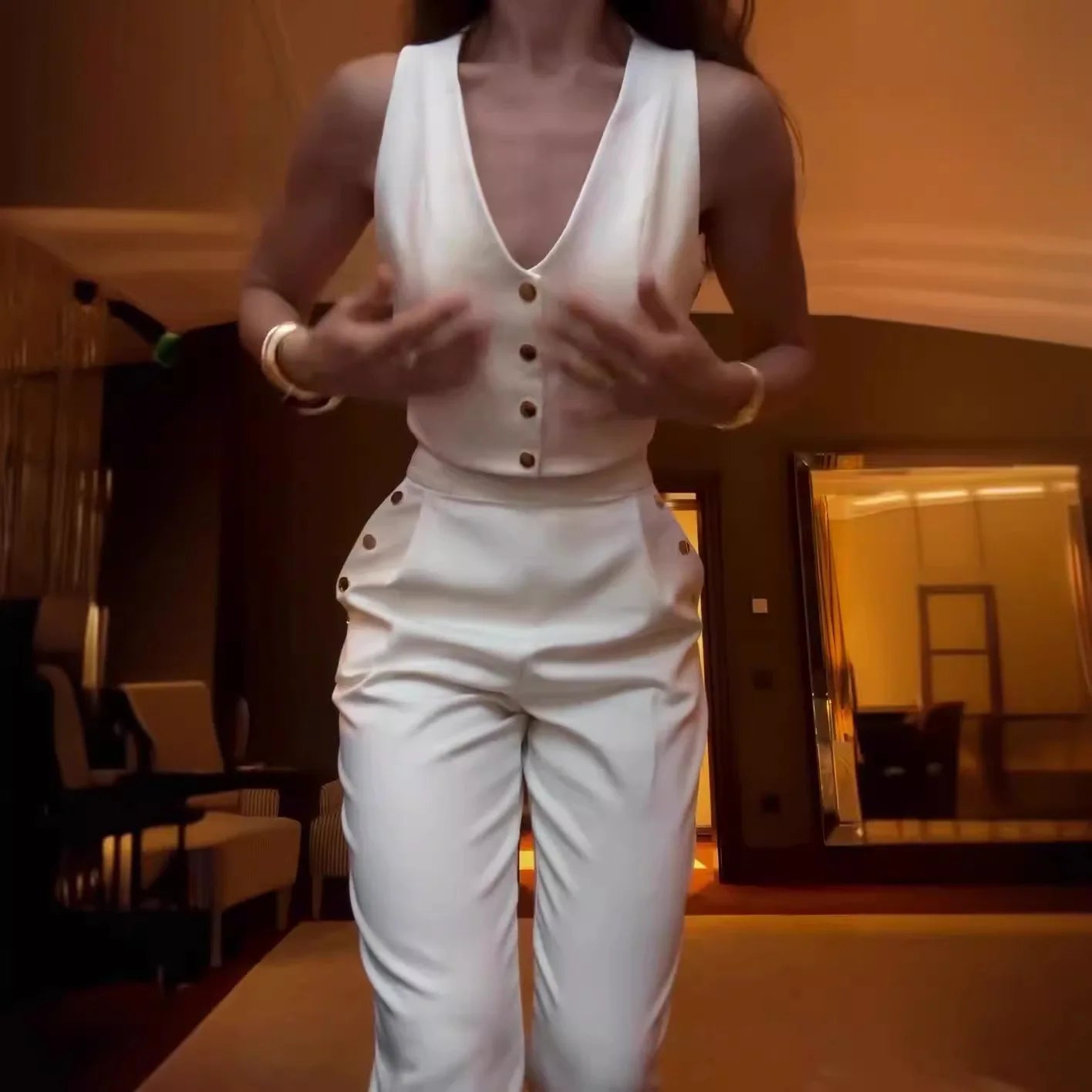 חליפת אלגנט AURA - DONNA