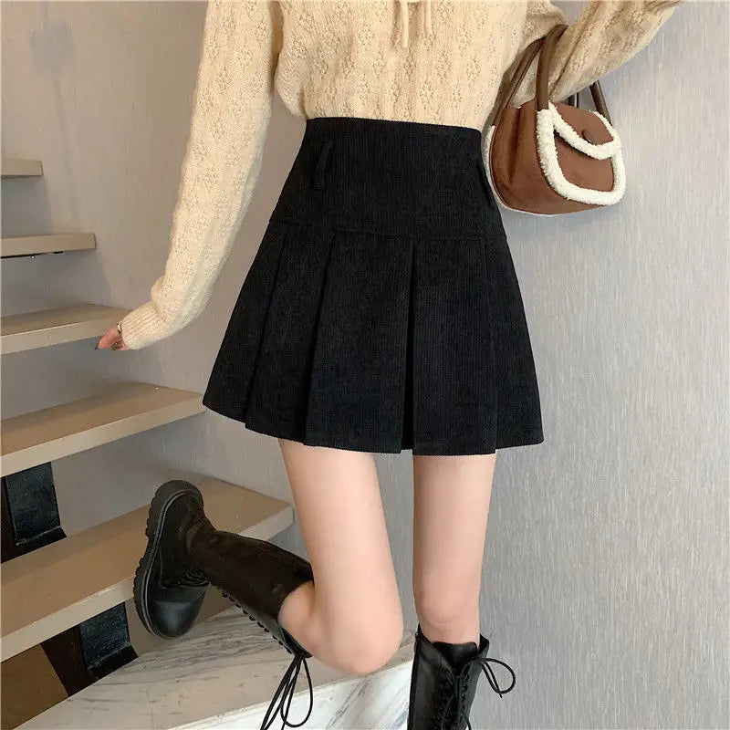 DONNA חצאית קורדרוי הוטסוויט