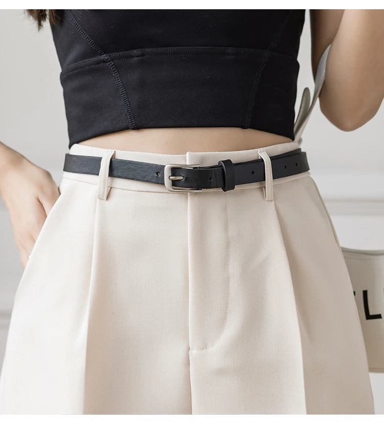 donnafashion.co - אופנת נשים - מכנסי נשים - מכנס קצר אלגנט יוקי