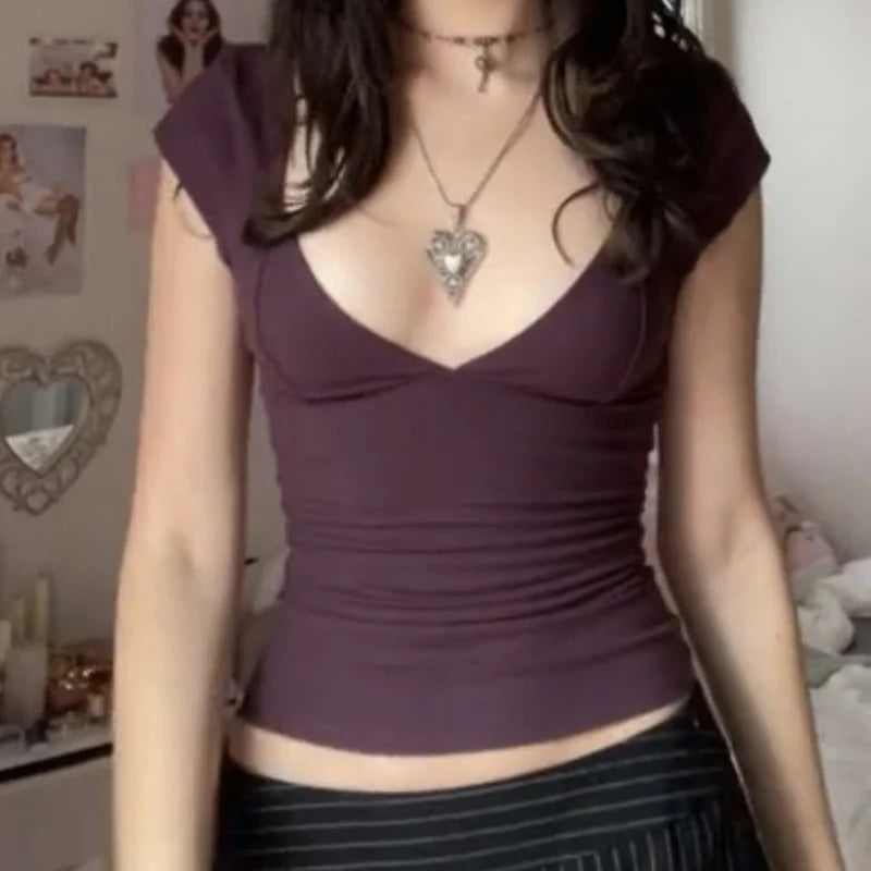 donnafashion.co אופנת נשים - חולצות נשים - חולצת בייסיק סלים פיט