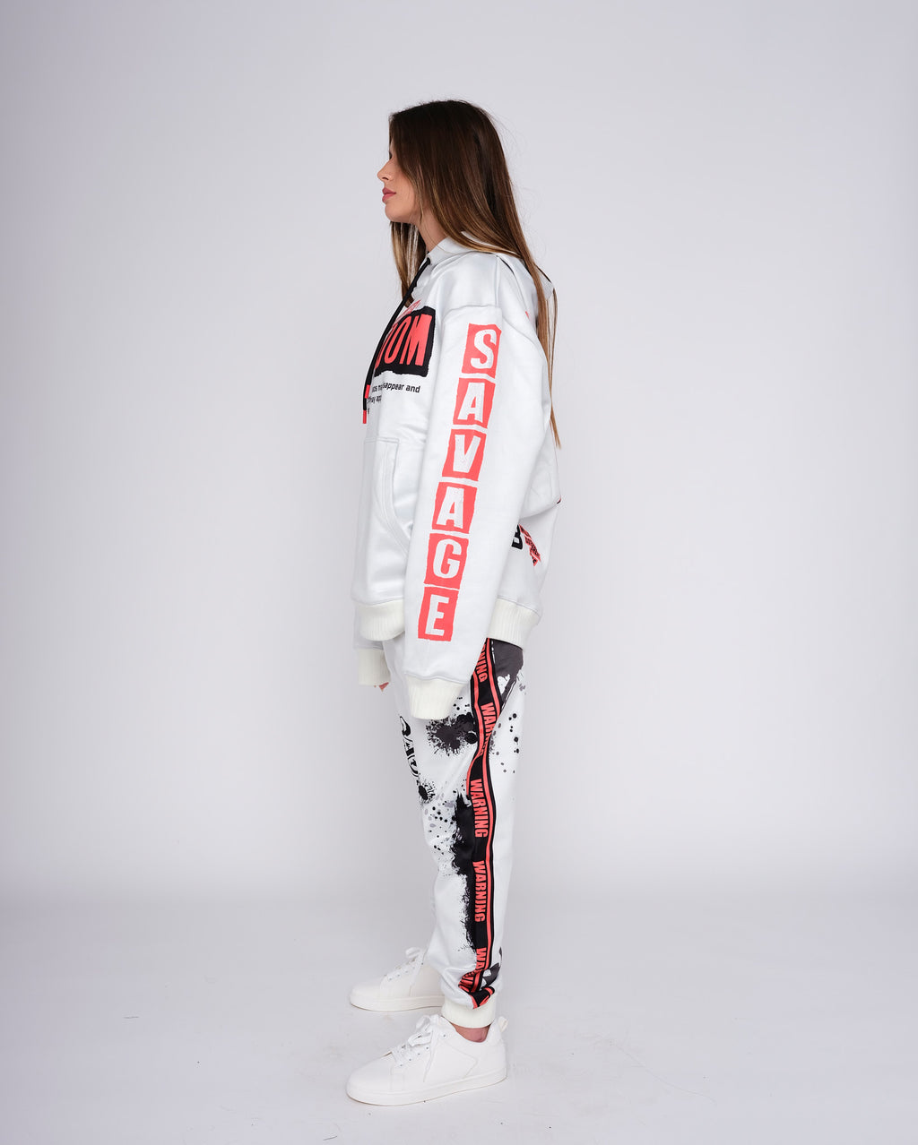 קפוצ'ון ווייט סאבאג' פרידום פלקסטר מבית Savagears - - donnafashion.co