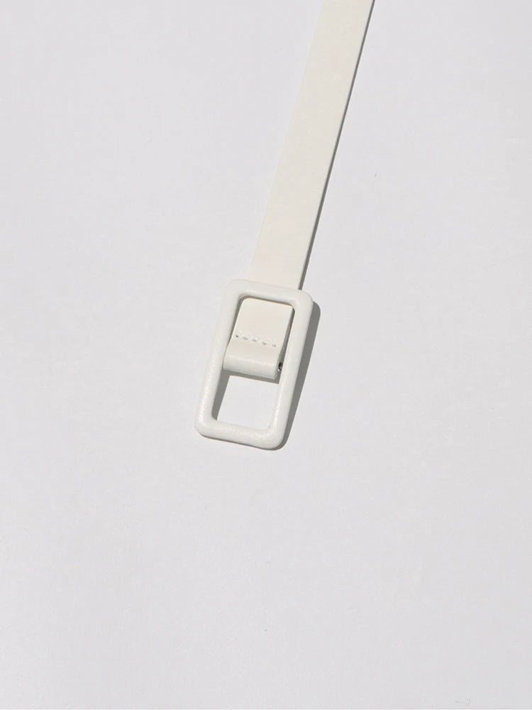 donnafashion.co - אופנת נשים - שמלות - שמלה לבנה אלומה