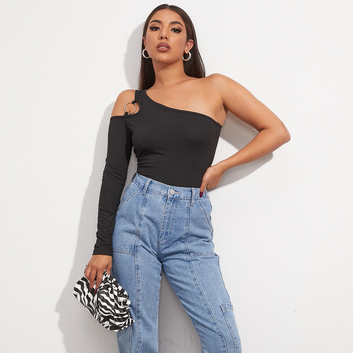 טופ אוף שולדר רייבן - DONNA