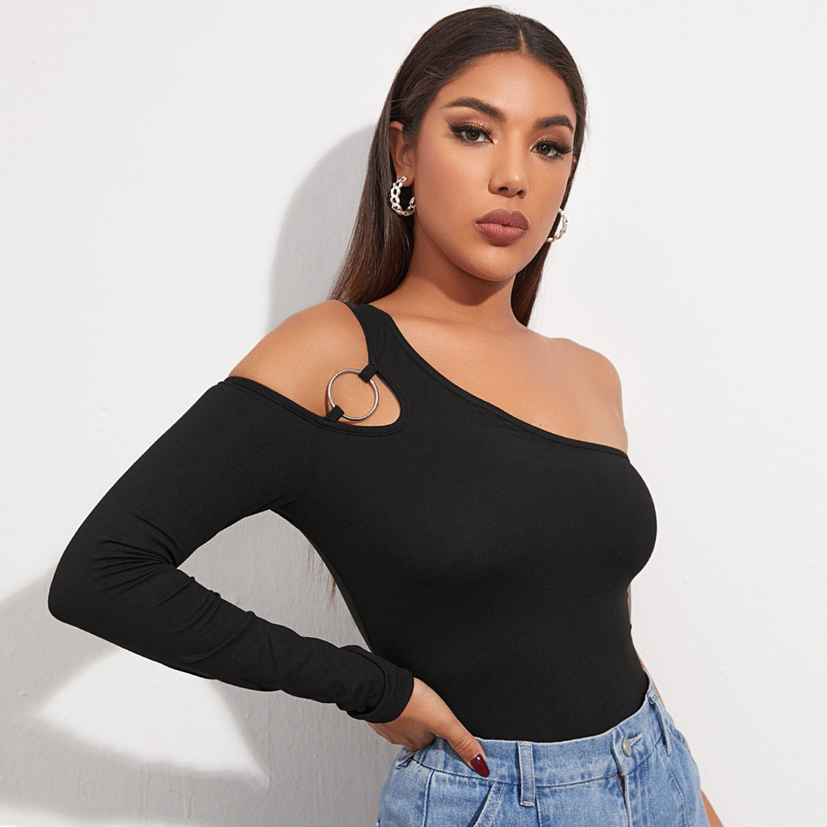 טופ אוף שולדר רייבן - DONNA